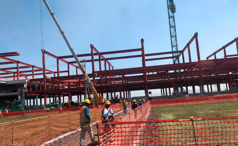 Edificio Corporativo - Industrial en Querétaro